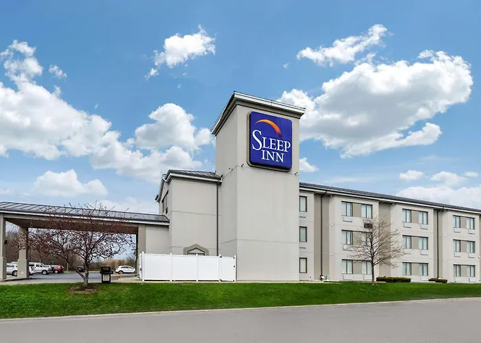 Sleep Near Great Lakes Naval Base 4*