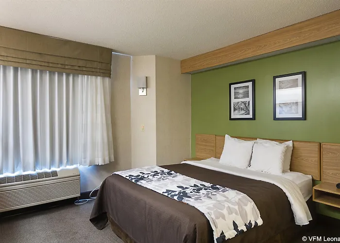 Inn Sleep Near Great Lakes Naval Base 4*