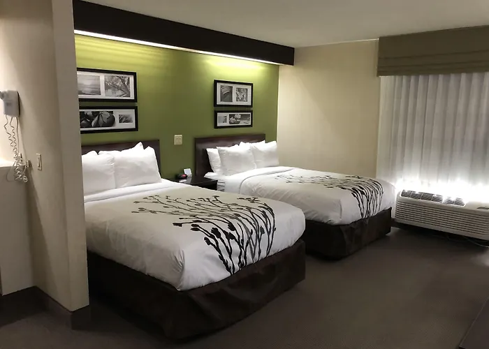 Sleep Near Great Lakes Naval Base 4*