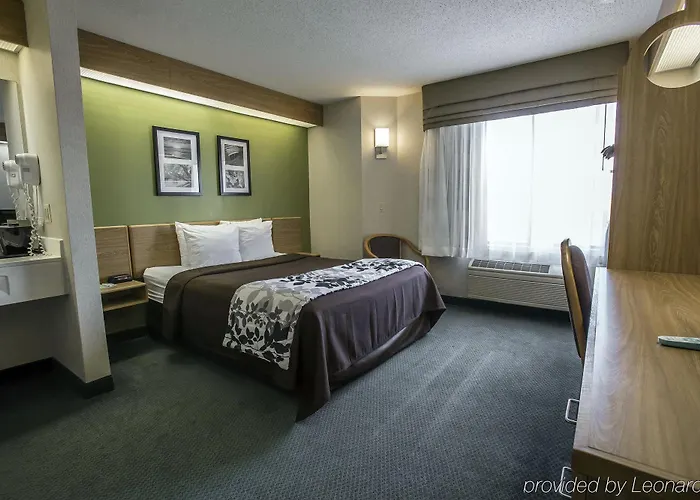 Sleep Near Great Lakes Naval Base Inn Lake Bluff
