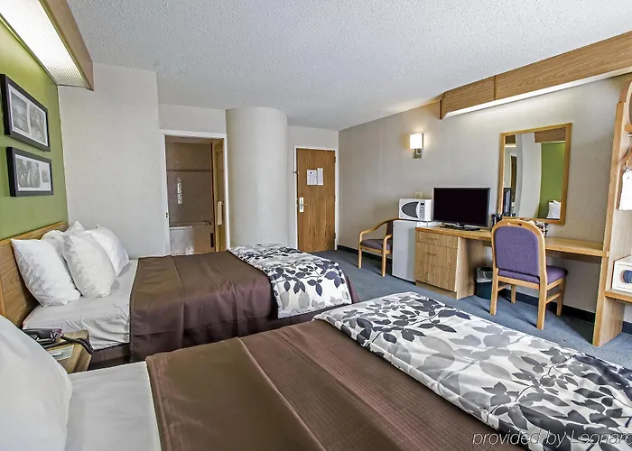 Inn Sleep Near Great Lakes Naval Base 4*