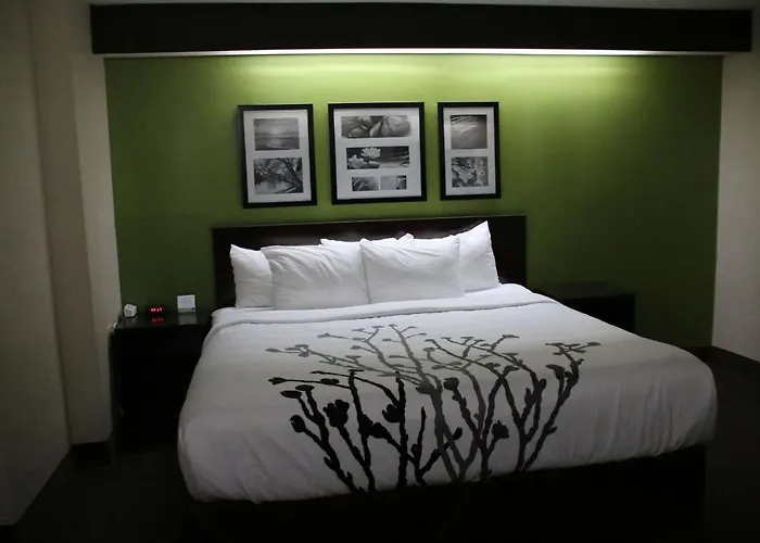 Sleep Near Great Lakes Naval Base Inn